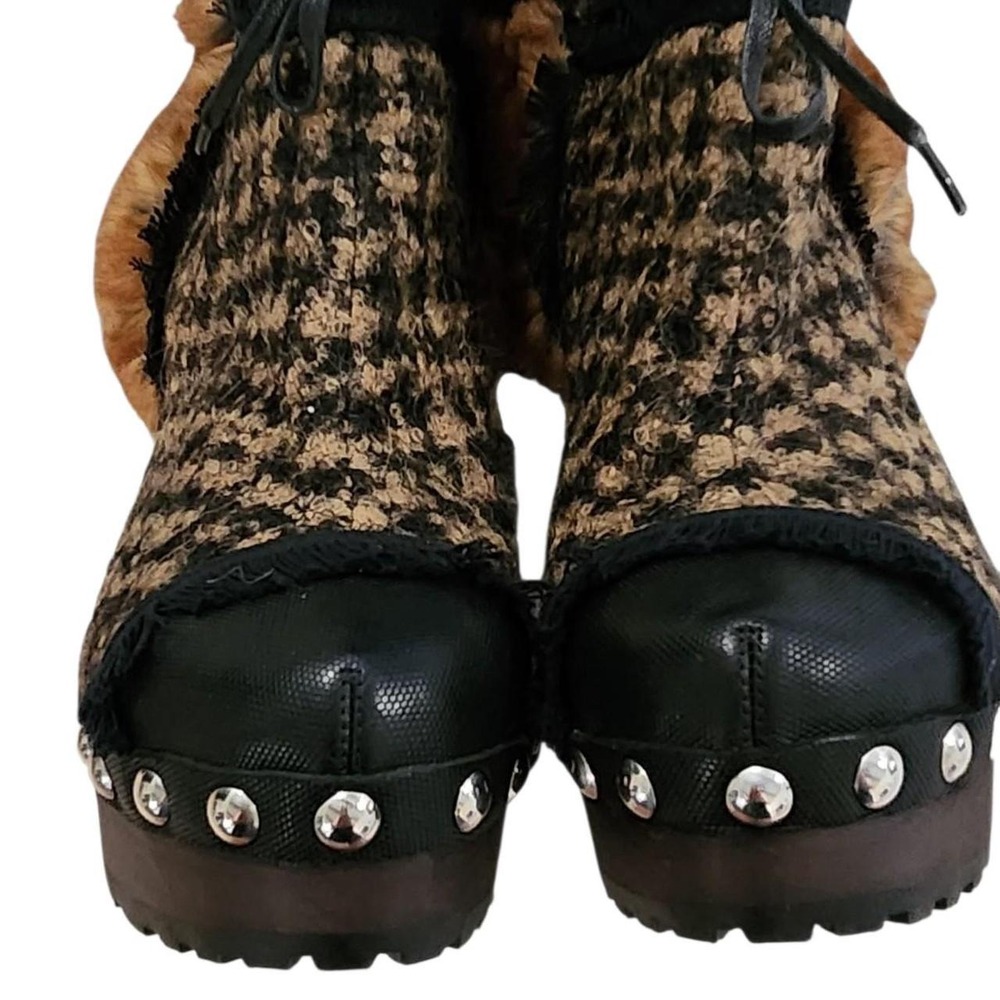 CHANEL Archival 2010 Ice Runway Fur Tweed Wood Clog Boots 40 - Picture 5 of 10